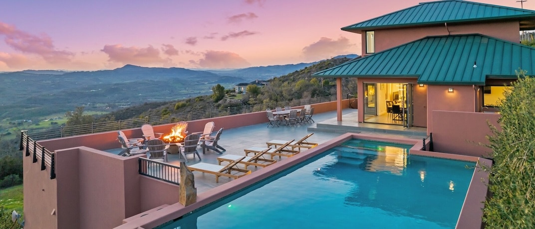 Explore whole homes for relaxing trips