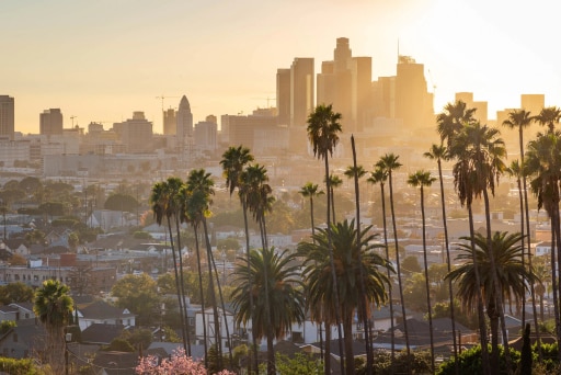 Explore hotels in Los Angeles