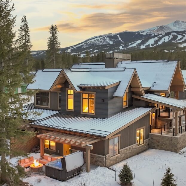 Discover Vrbos that are mountain retreats.
