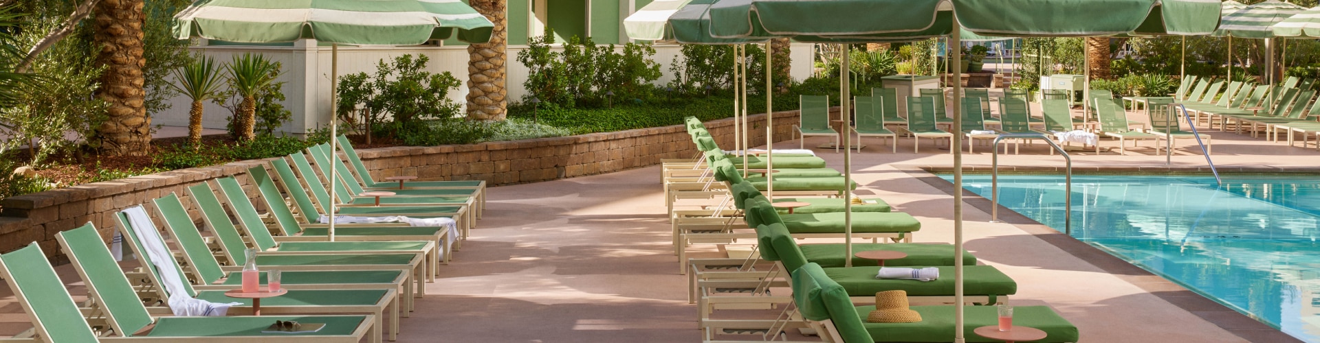Members save on early summer escapes