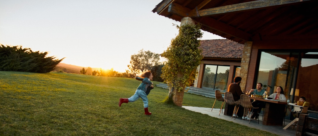 One Key members earn 2% in OneKeyCash on most Vrbos, and can use it to save on travel on Vrbo, Expedia, and Hotels.com.