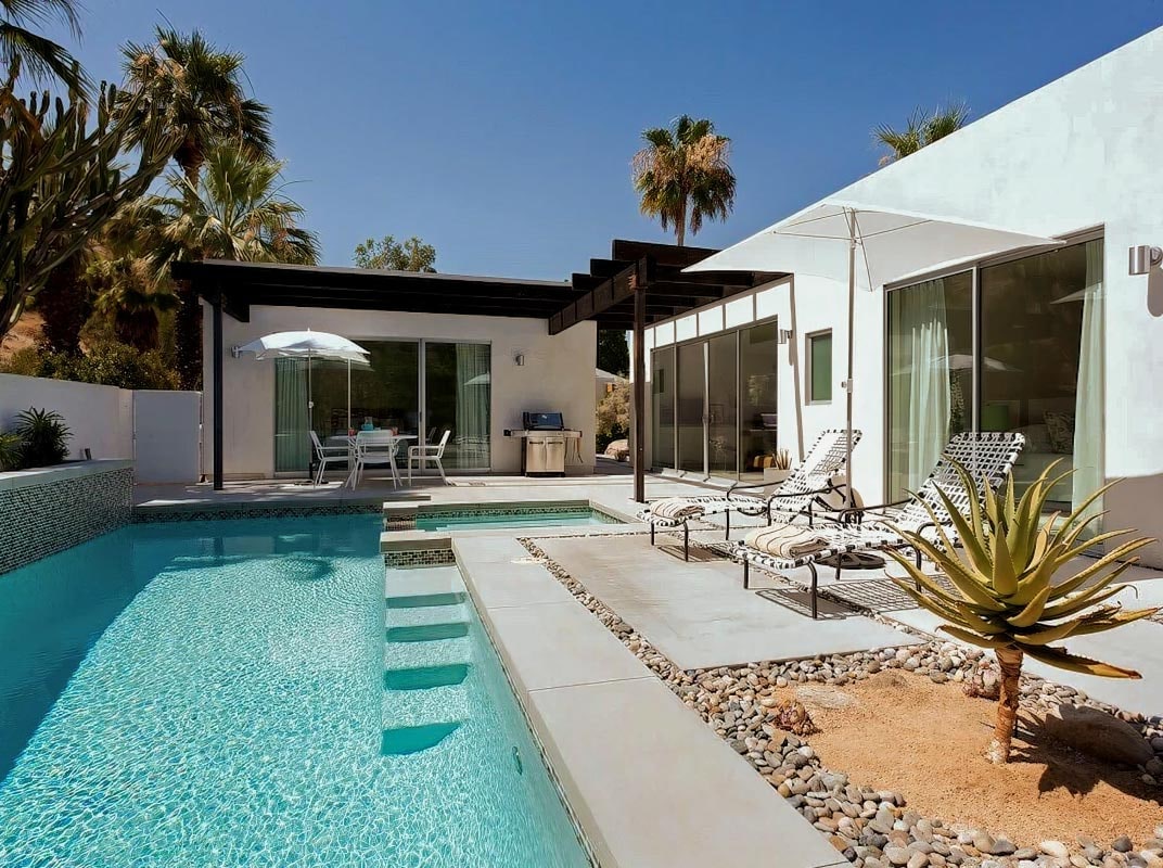 Find a top-rated home with real, verified reviews. Just use filters to sort homes by their ratings.