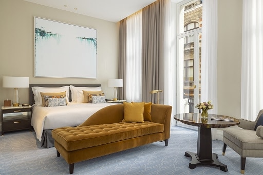 Book Corinthia Grand Hotel Astoria