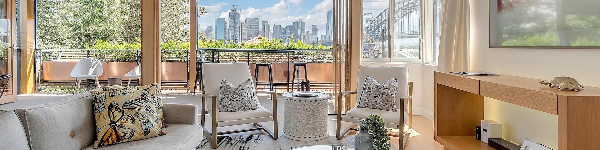 Book an end-of-winter city stay