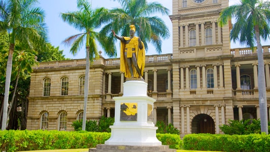 Iolani Palace