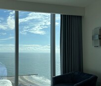 Room w/ocean view