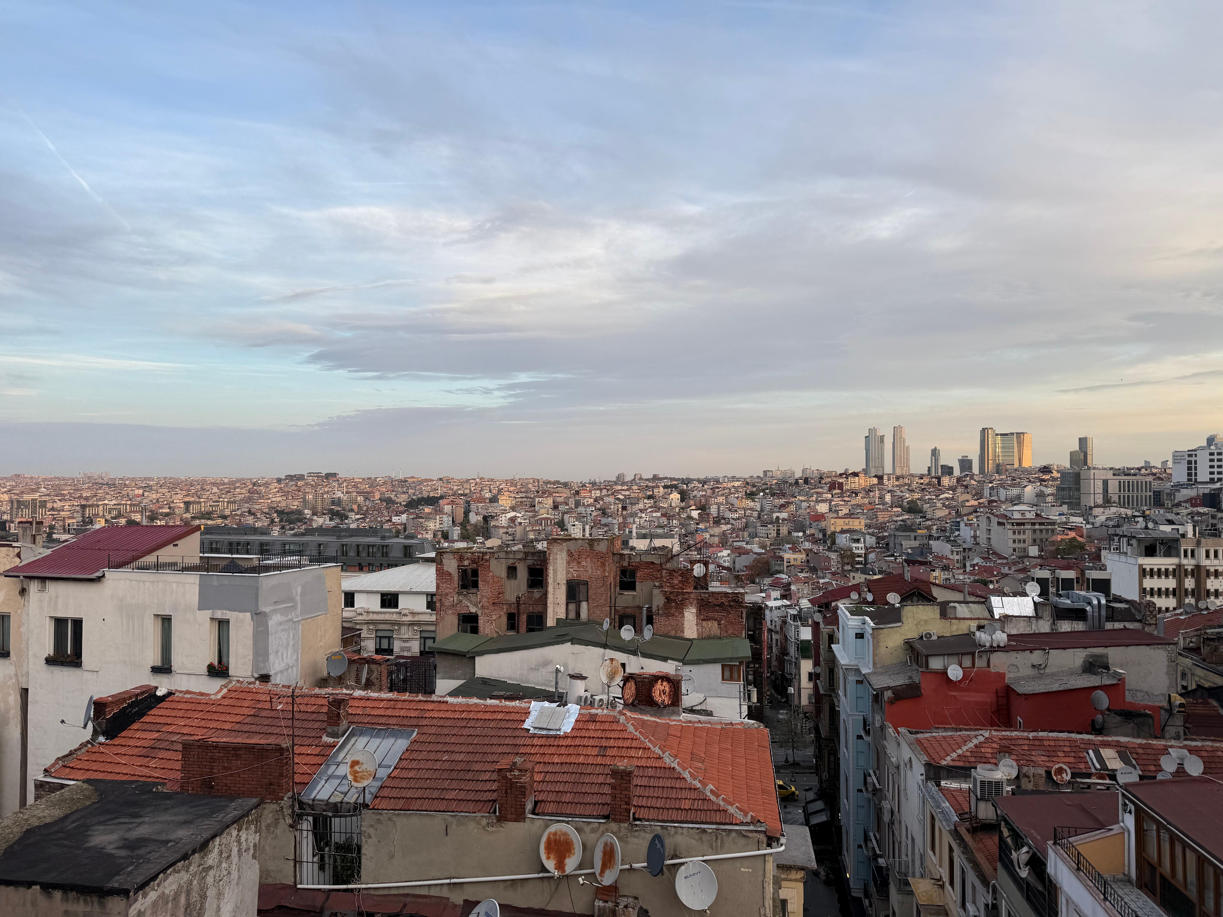 Rooftop breakfast location.