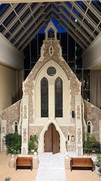 Beautiful chapel & wedding amenity.