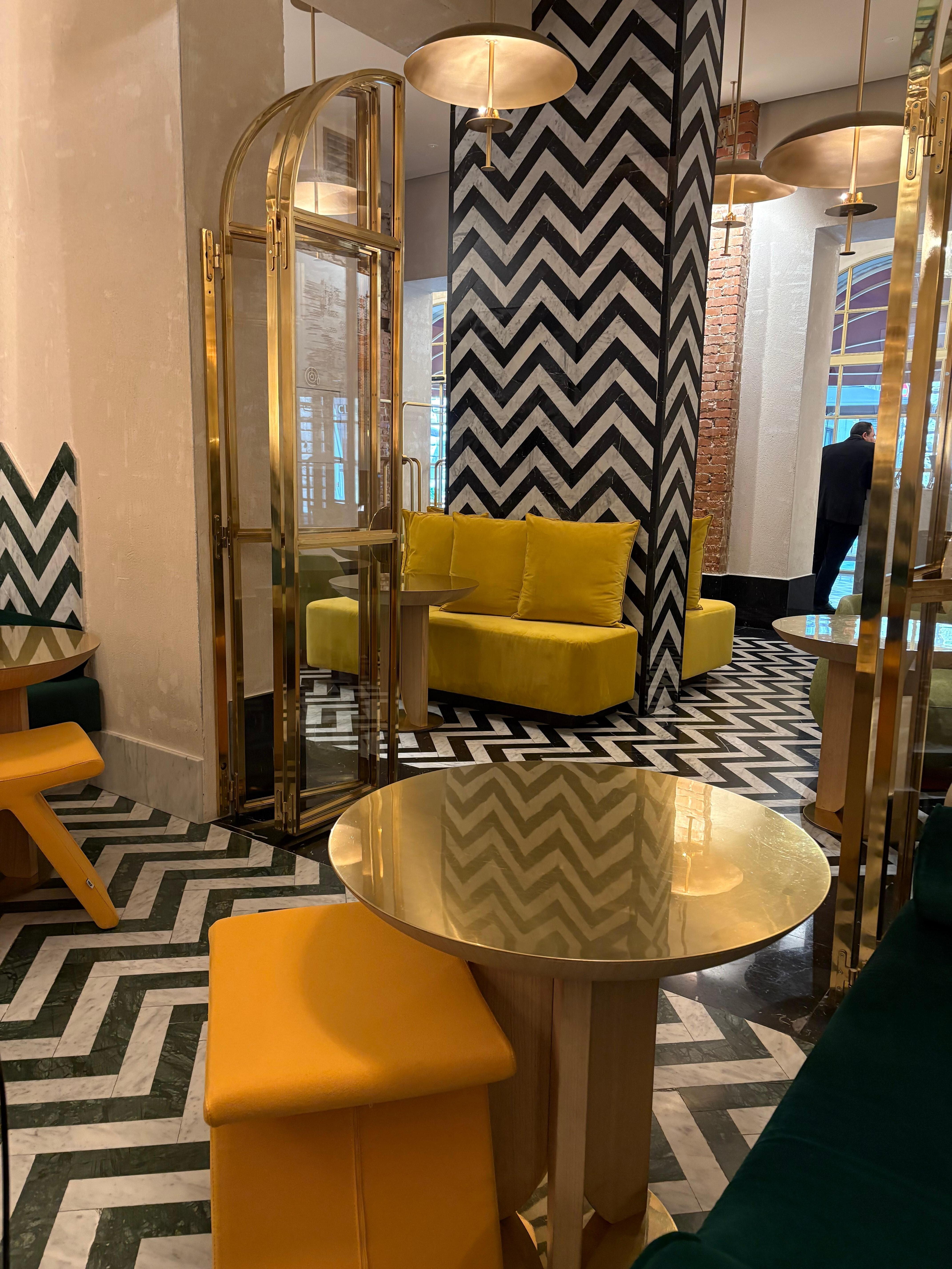 Lobby with bar and Mezze Restaurant 