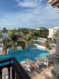 Looking off our balcony.
**Side note we didn’t get sick from being here, but unfortunately, people got sick from our wedding. We think it may have been food or something in the ventilation system.
Our stay at Playa Del Carmen was perfect.