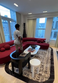 immaculate finishes with such great taste in decor and style