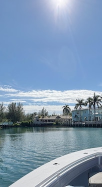 Pulling up in the canal