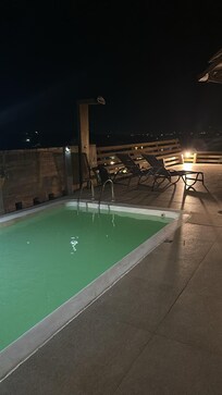 As crianças amaram a área da piscina.