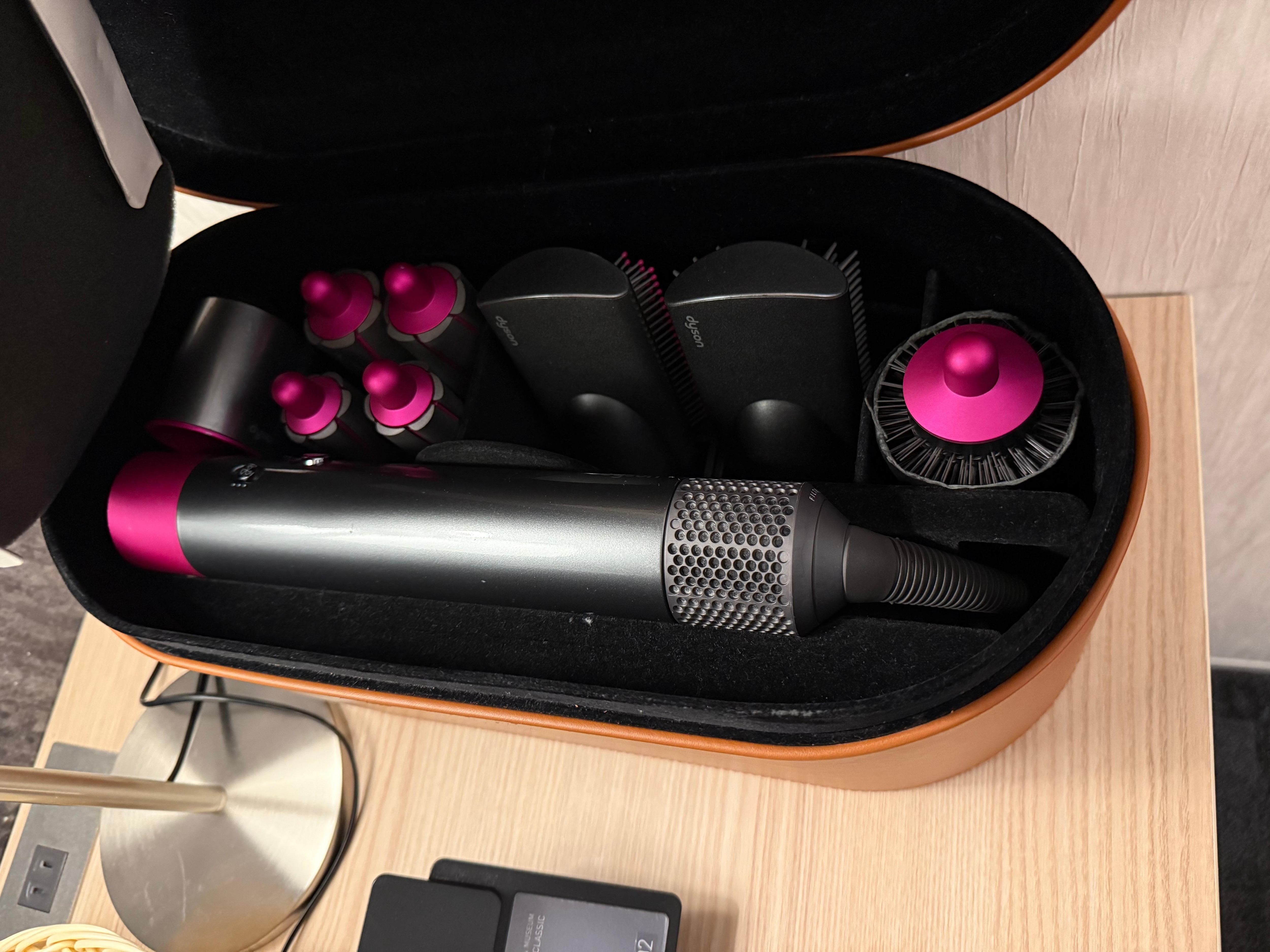 Dyson hairdryer! I don’t even own a plain one so I never used this 