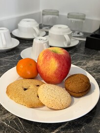 Complimentary welcome plate. The cookies were really yummy !