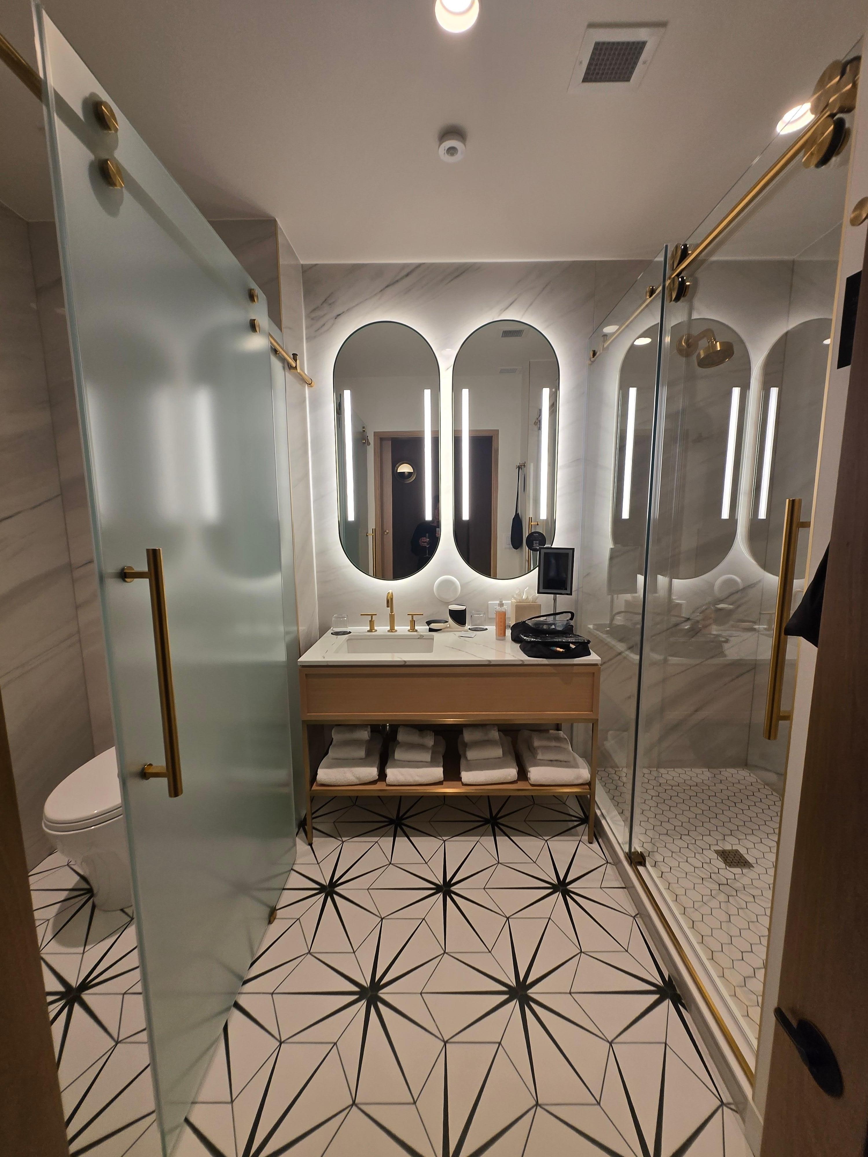 The bathroom is gorgeous and with a HEATED FLOOR. I wanted to take it home with me hahah