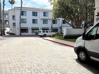 Street which Doubletree San Pedro is on.