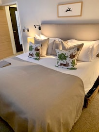 Room 5