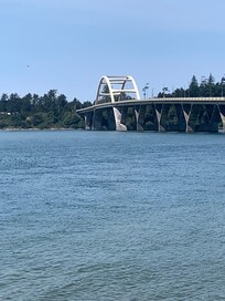 Yaquina Bridge