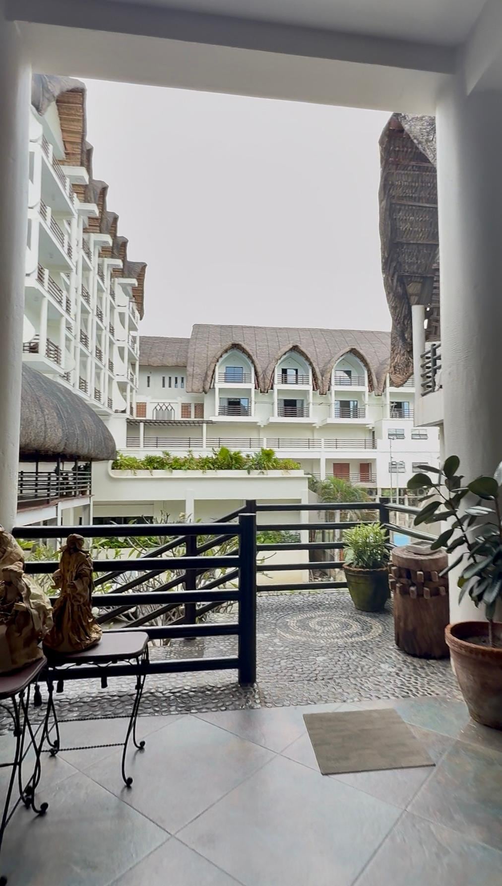 Walkway to expansion