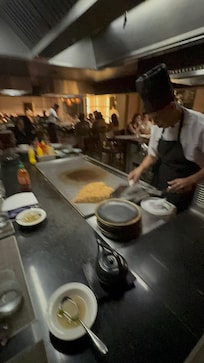 He showed us a great time! Food was fresh!