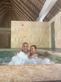 Jacuzzi
