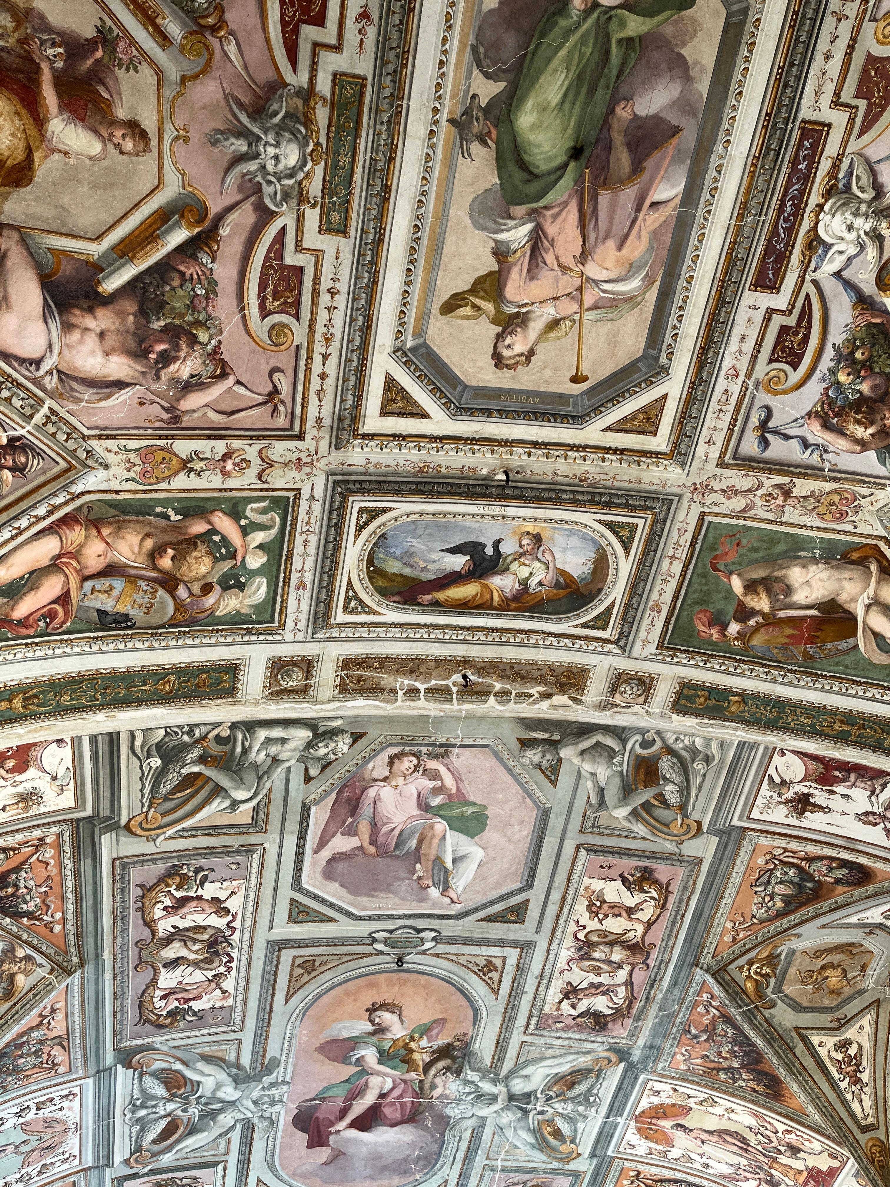 Breakfast room ceiling.