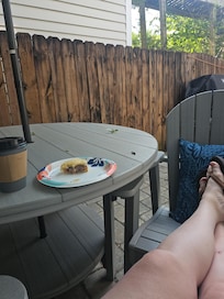 Perfect little private courtyard. Very peaceful