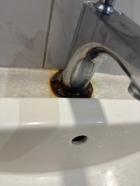 Toma de llame completamente enlamada