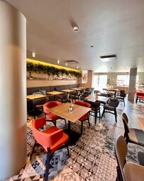 Cafeteria with nice ambience