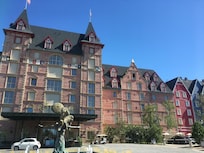 The front entrance to the hotel.