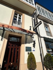 Fachada, entrada do hotel