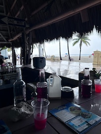 Logan’s Beach Bar by hotel
