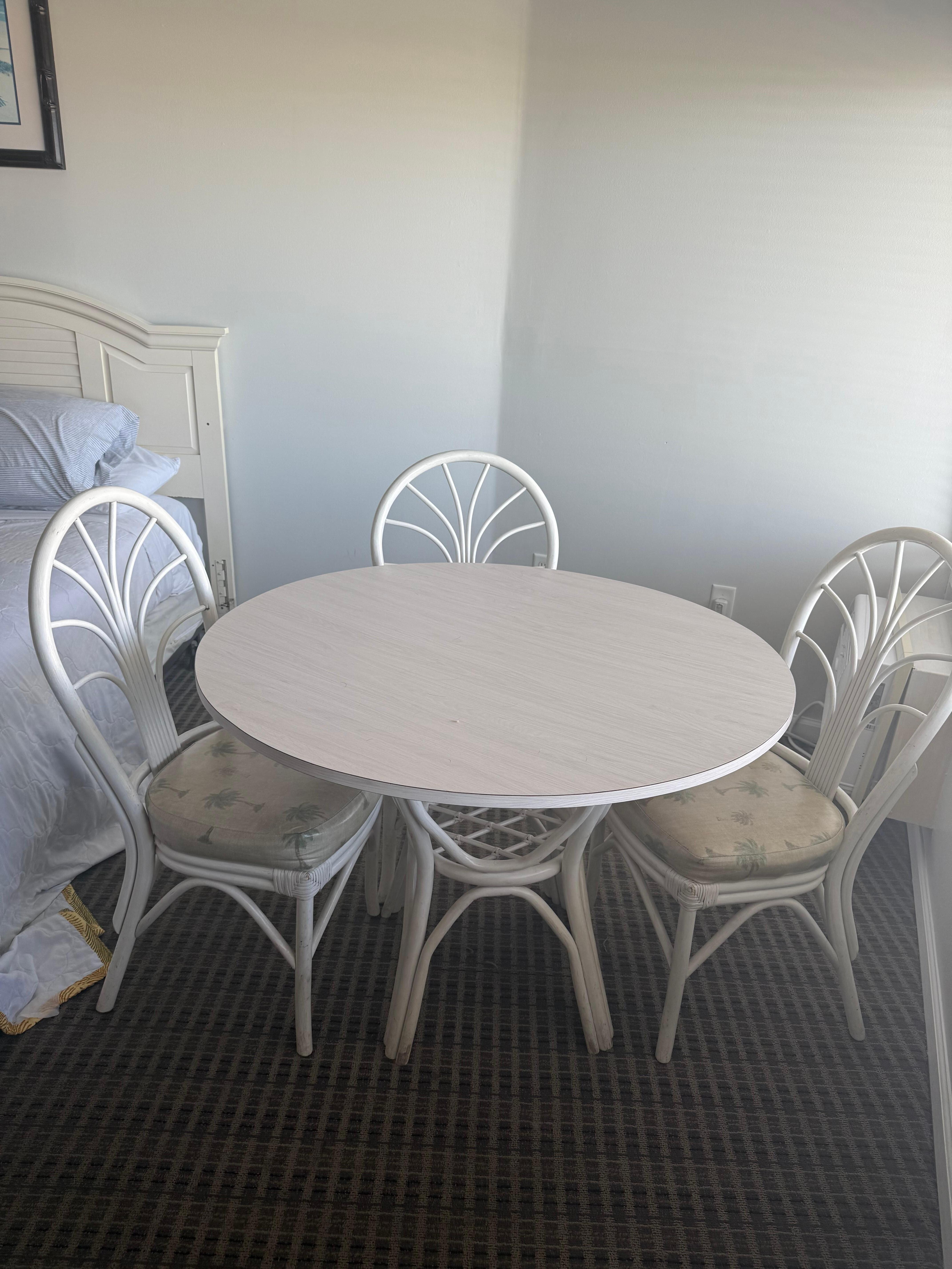Dinning area 