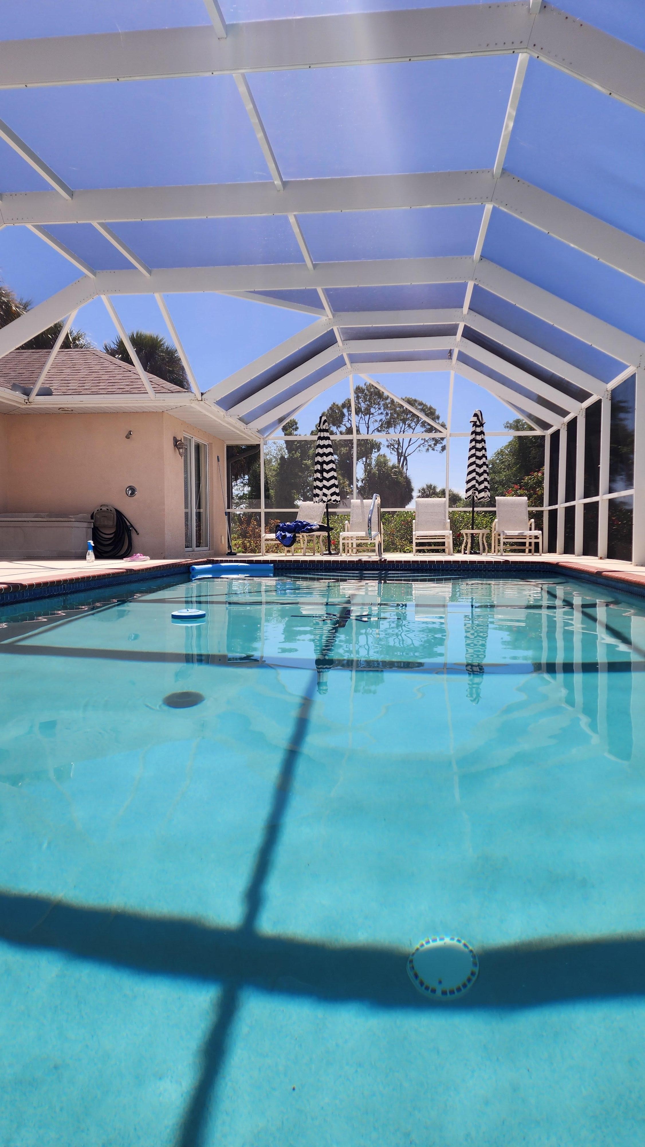 Amazing pool set to 86 degrees!