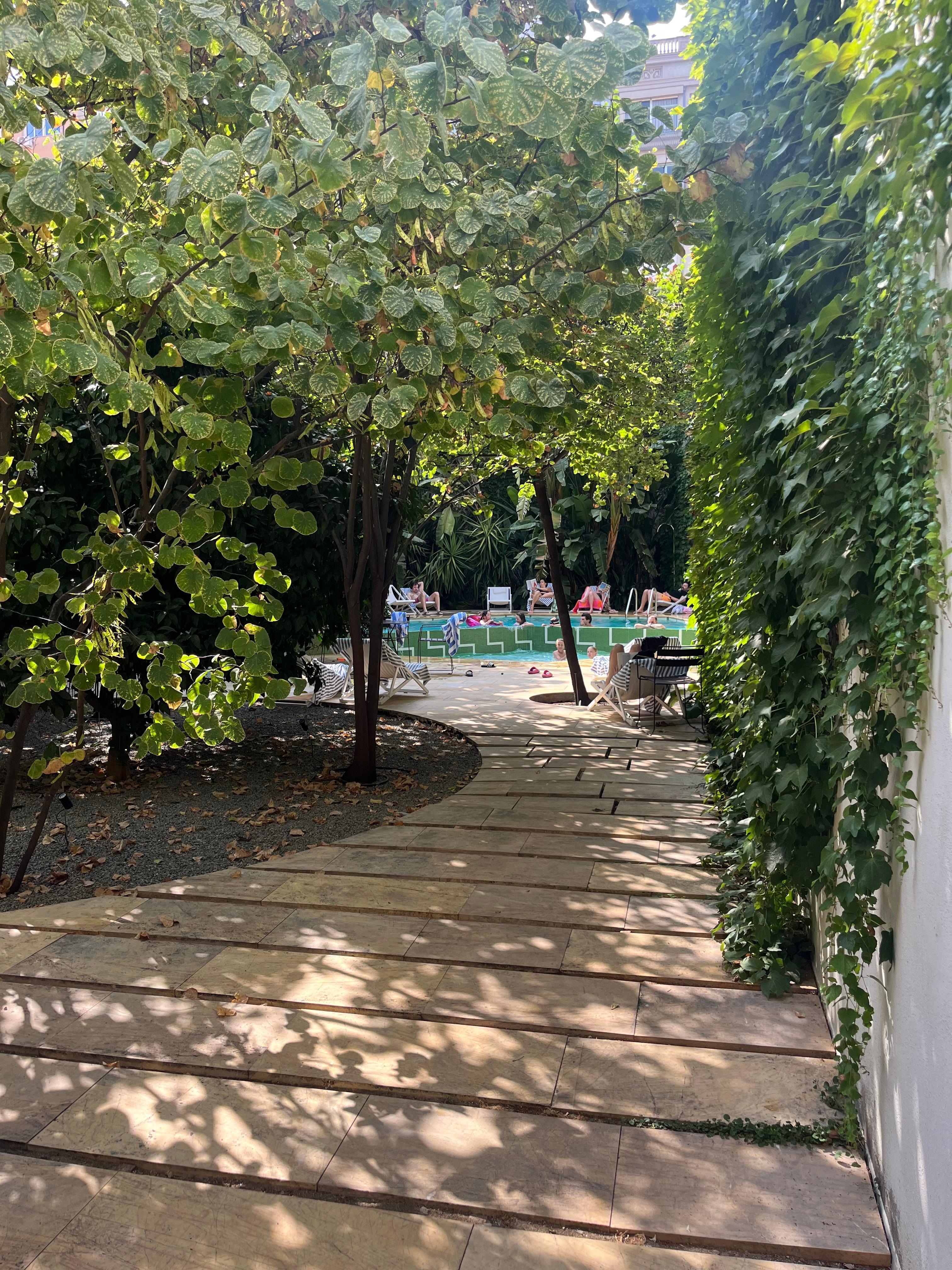 Way to the pool