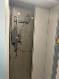 A closer look at the elevator