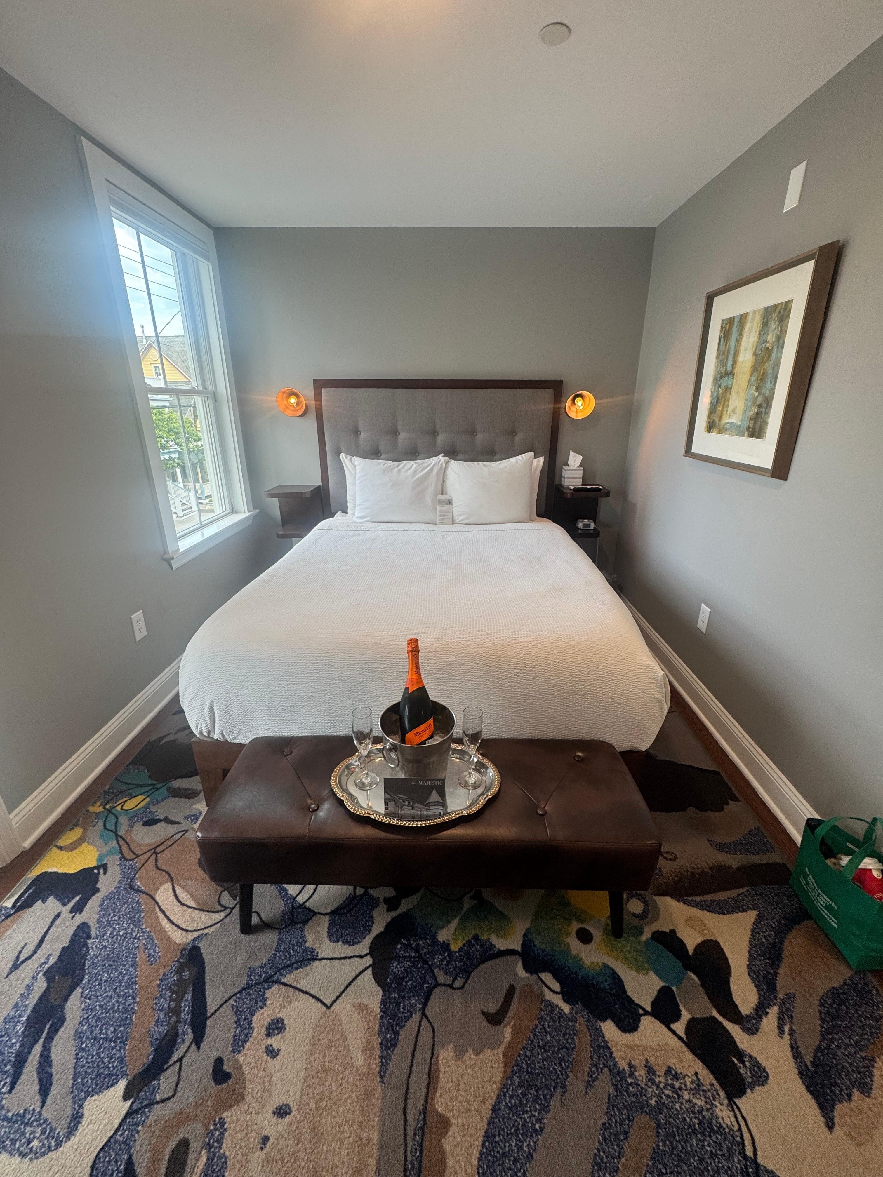 Contemporary room