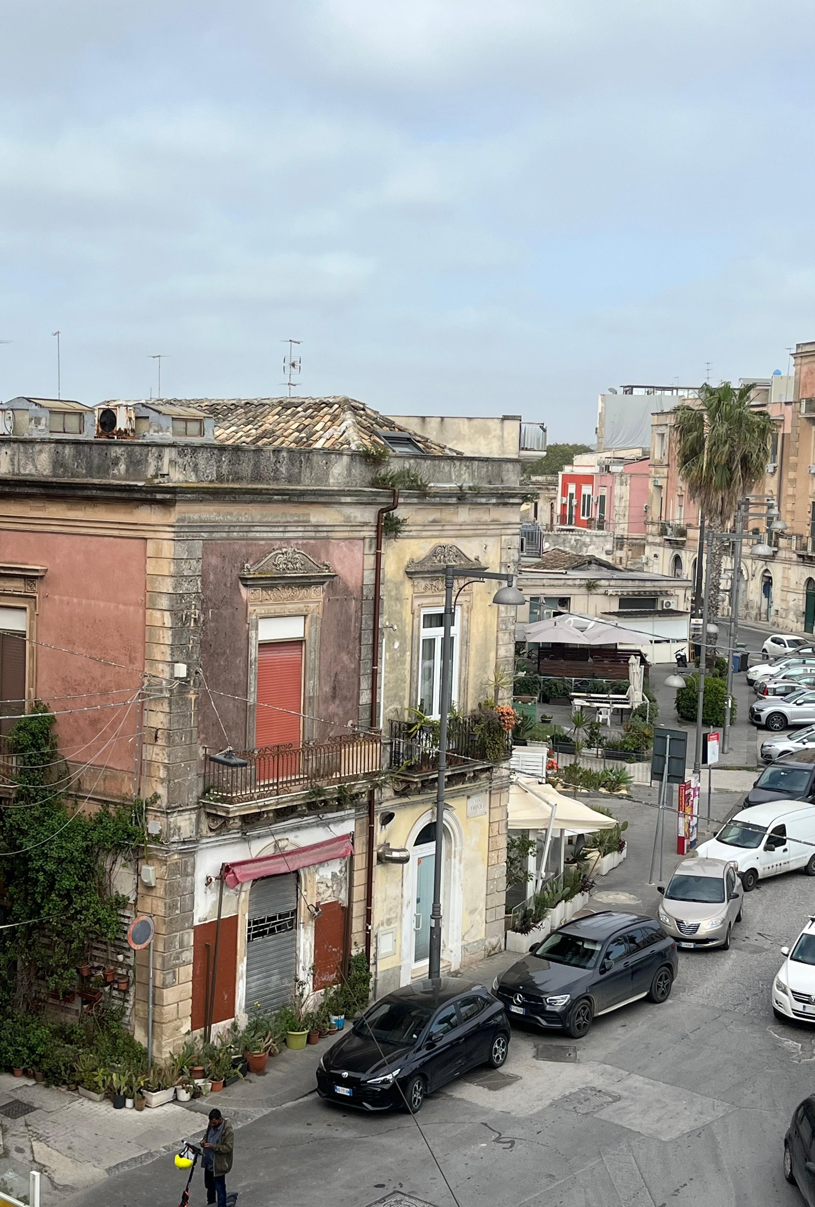 Näkymä parvekkeelta. 