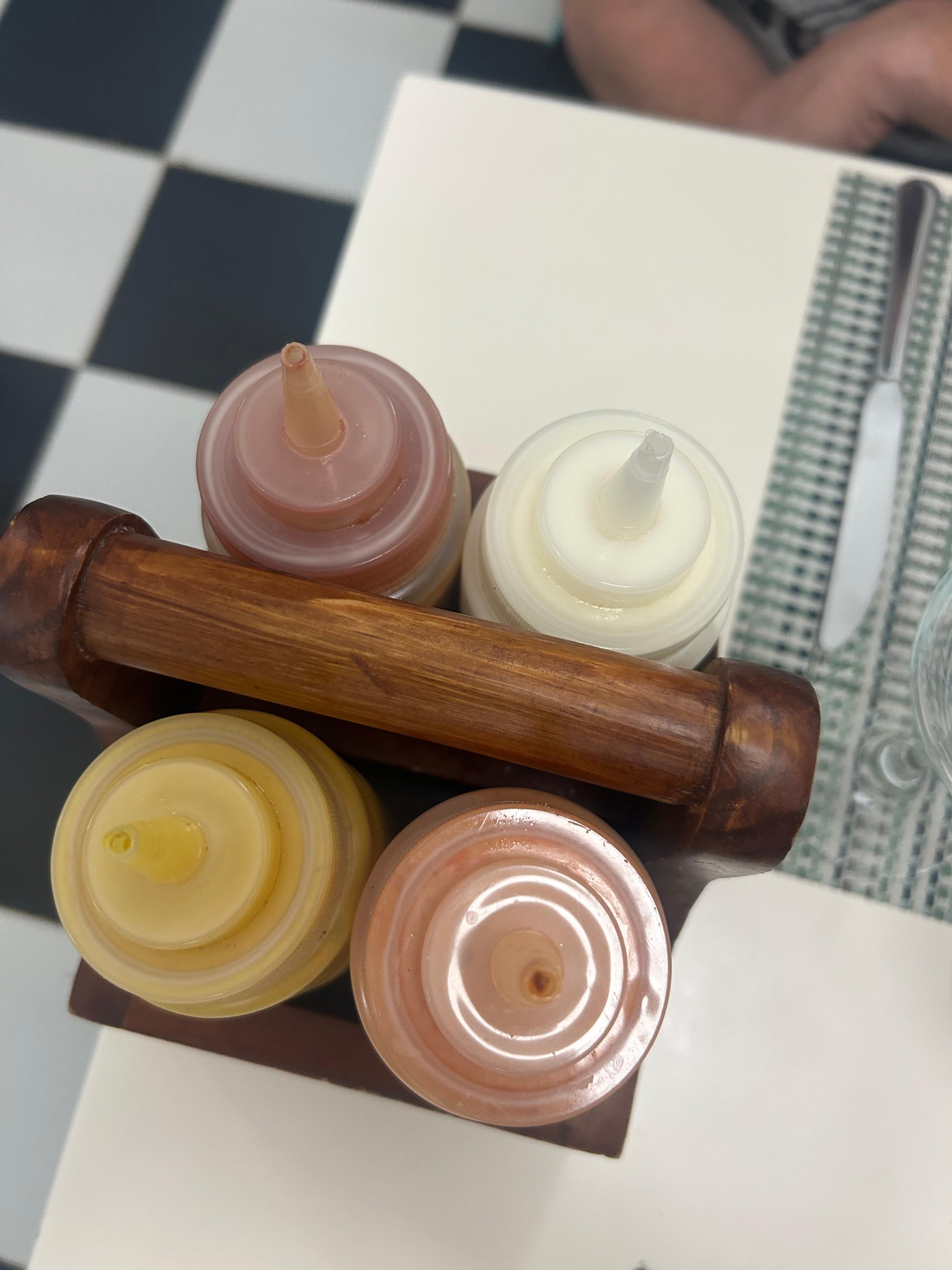Rt 66 condiments