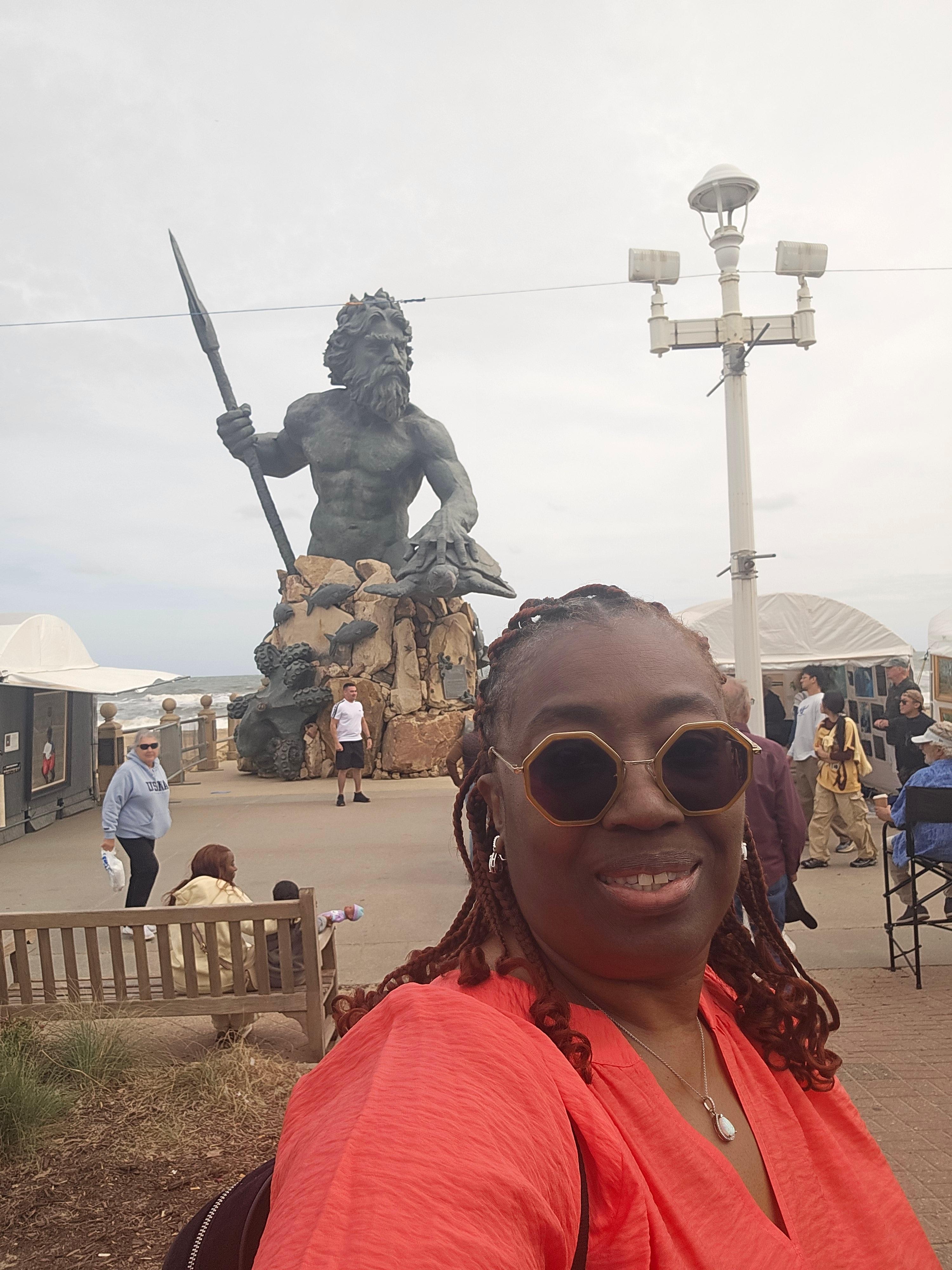 Boardwalk at Neptune's statue 