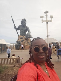 Boardwalk at Neptune's statue