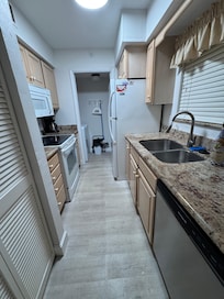 Kitchen was very well stocked and has a laundry room