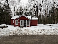Cute cottage - big on the inside