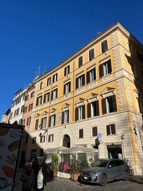 the historic villa with the hotel on the 3rd floor