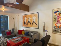 Fun room to hang out!