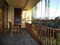 Big balconies.