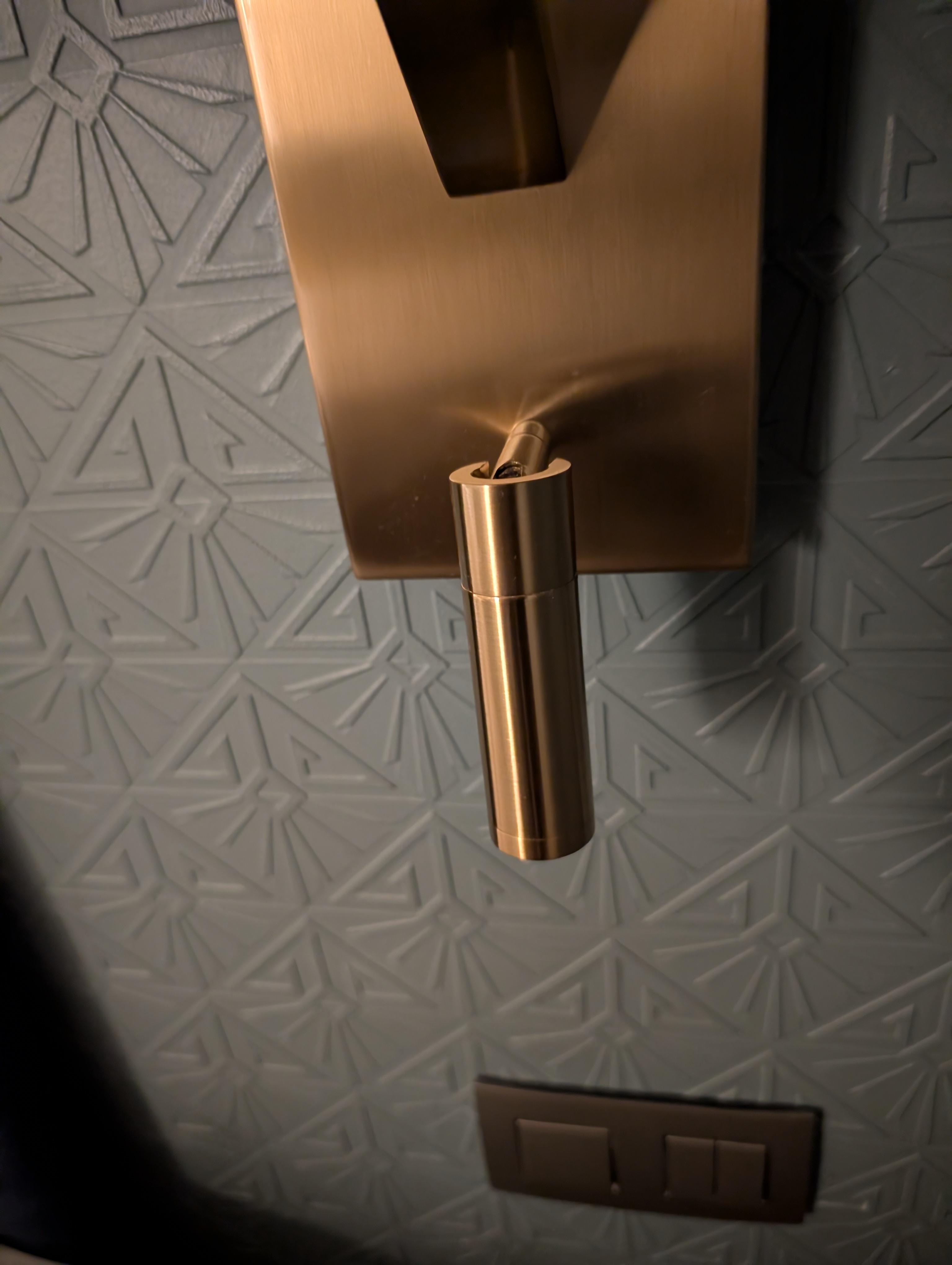 reading light in the room was out.