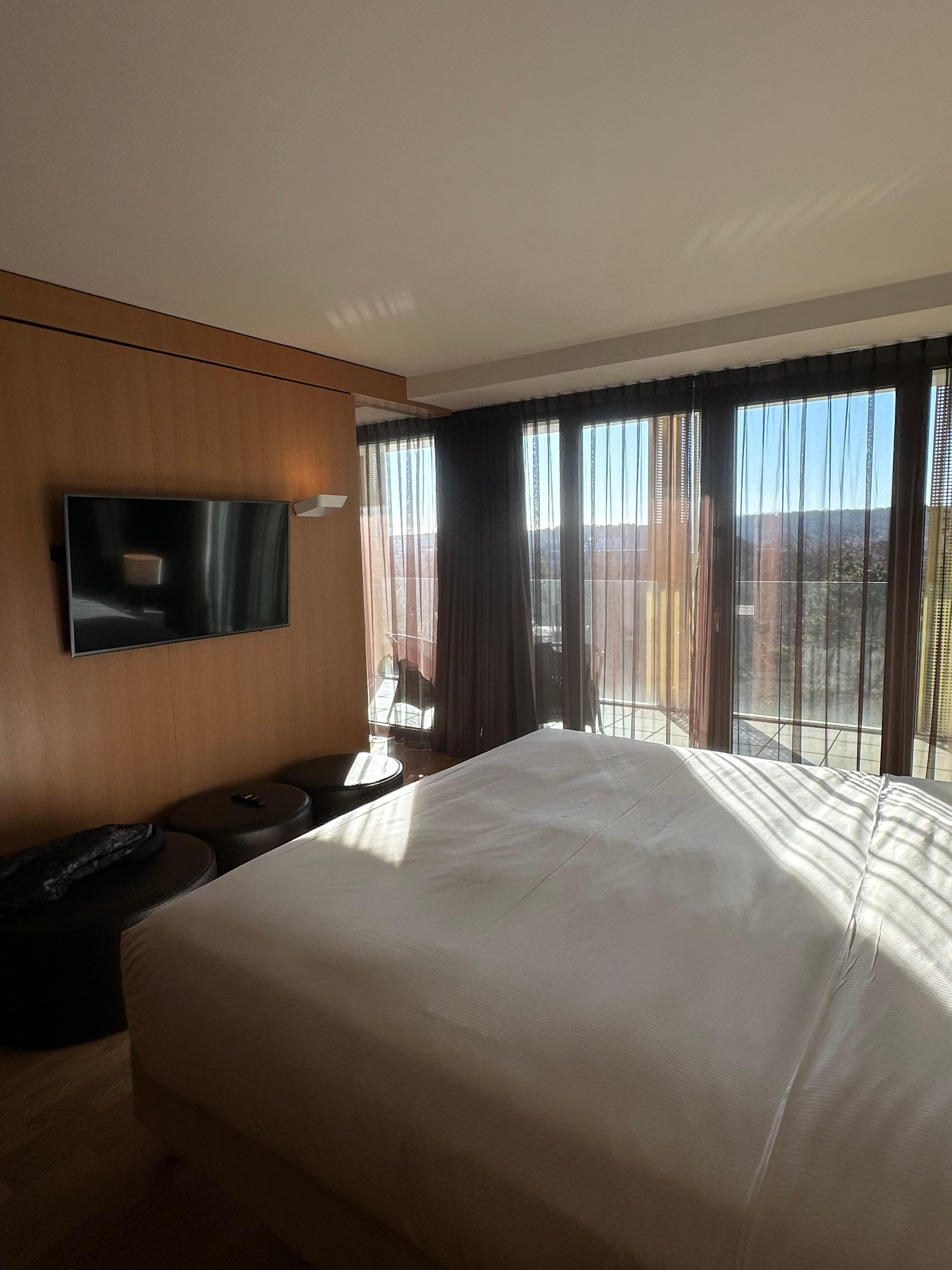 Zimmer mit Blick zur Gloriette 