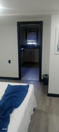 Kitchen entry
